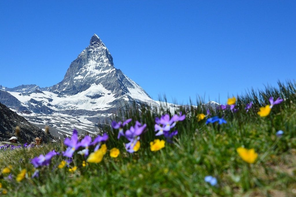 Glacial valley legends shared by alpine shepherd communities